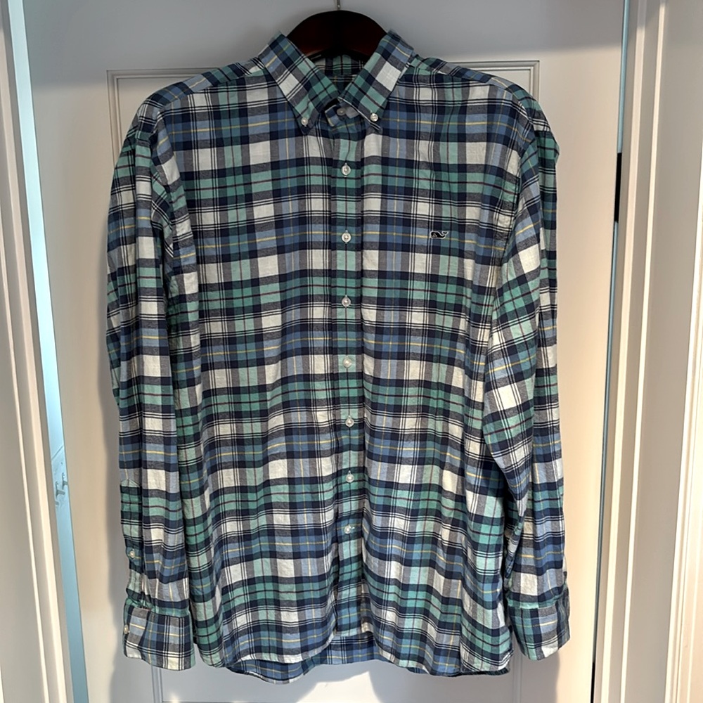 Very soft Vineyard Vines flannel Whale Shirt in blue & green plaid